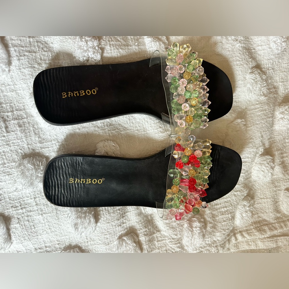 New Bamboo Beaded Unique Sandals - Picture 4 of 6